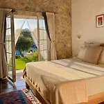 לינה וארוחת בוקר Quinta Mourada 4*