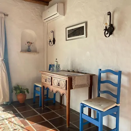 Quinta Mourada Bed & Breakfast