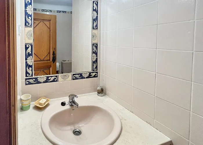 לינה וארוחת בוקר Quinta Mourada 4*