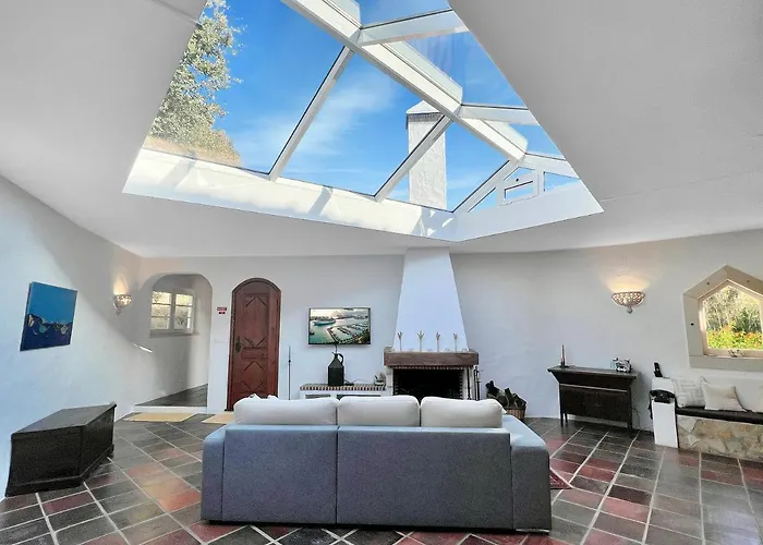 Quinta Mourada Bed & Breakfast